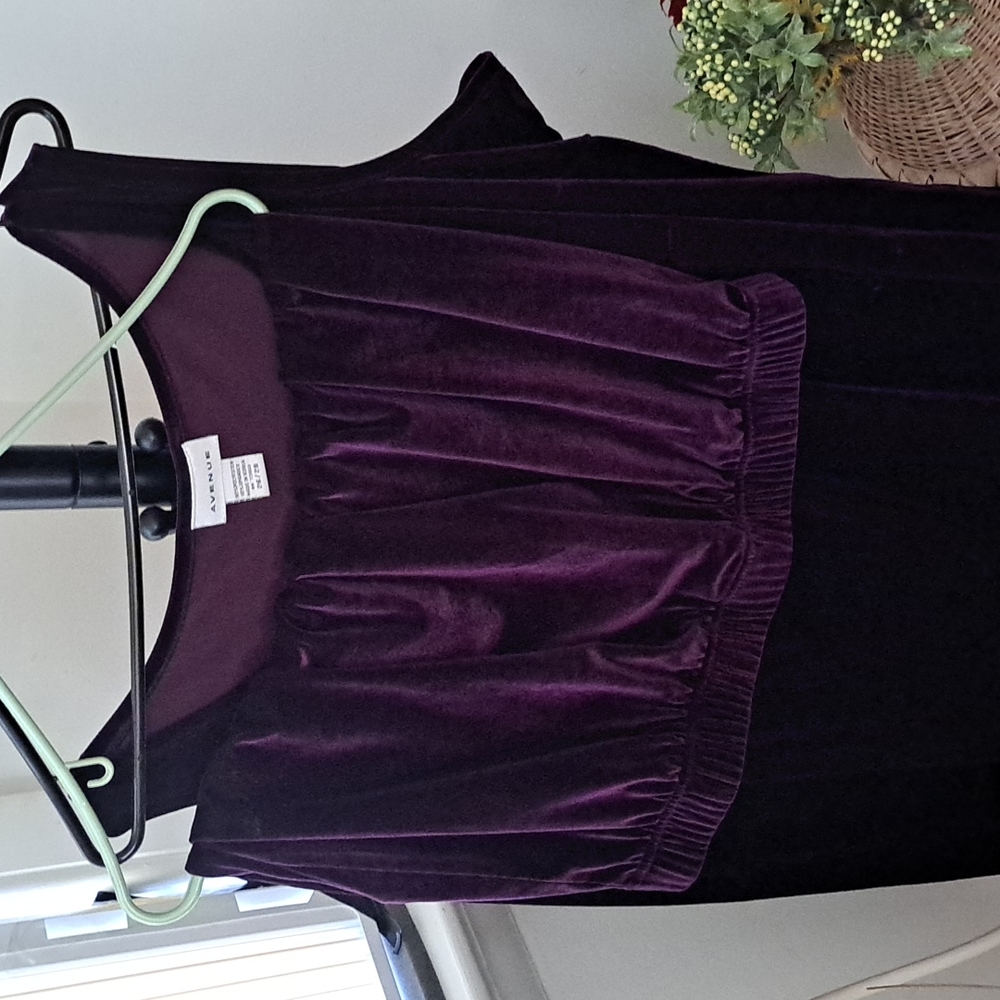 2-piece skirt set - Picture 2 of 3